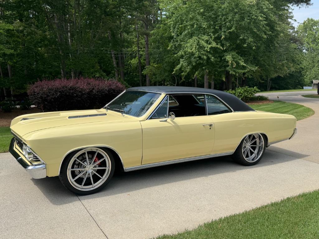 Chevrolet-Chevelle-6.0-LS-Whipple-supercharger-6-speed-treme-1966