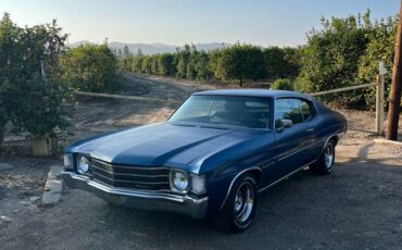 Chevrolet-Chevelle-malibu-1972-blue