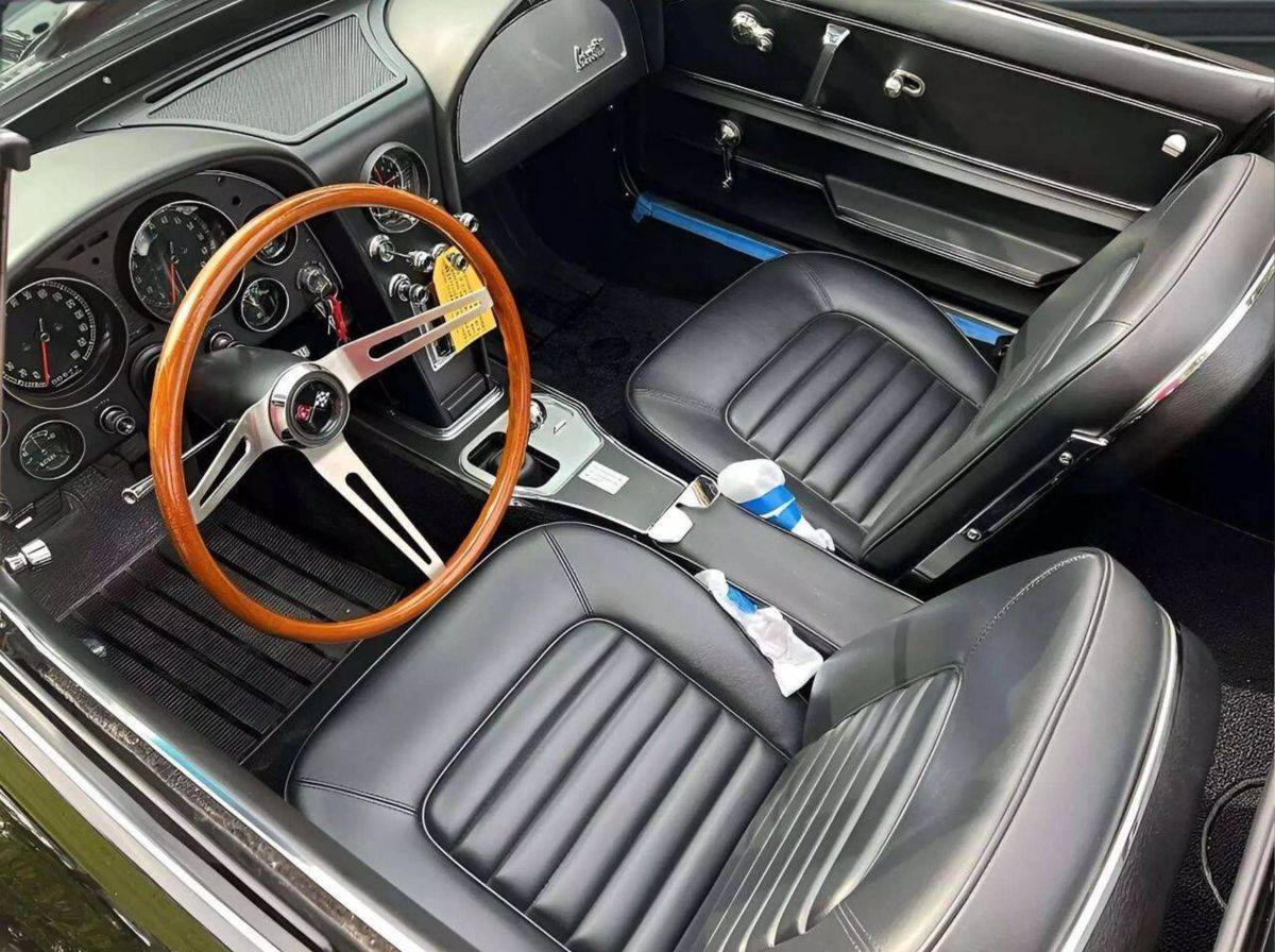 Chevrolet-Chevette-1966-black-14