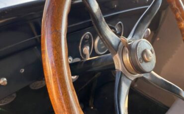 Chevrolet-Chevy-1927-2