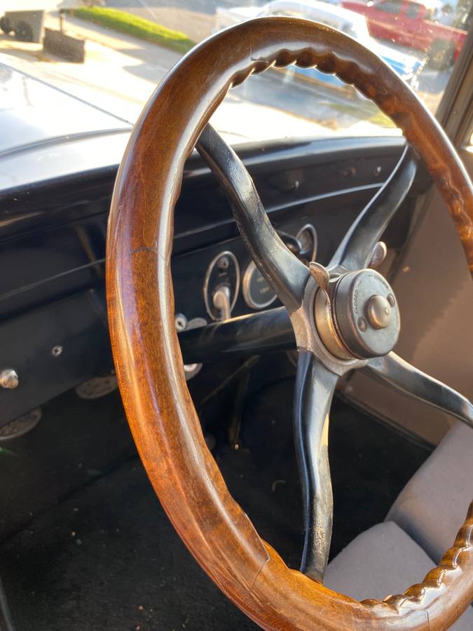 Chevrolet-Chevy-1927-2