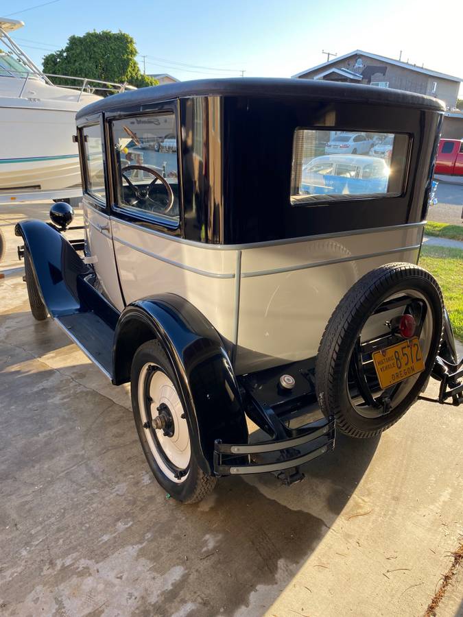 Chevrolet-Chevy-1927-3