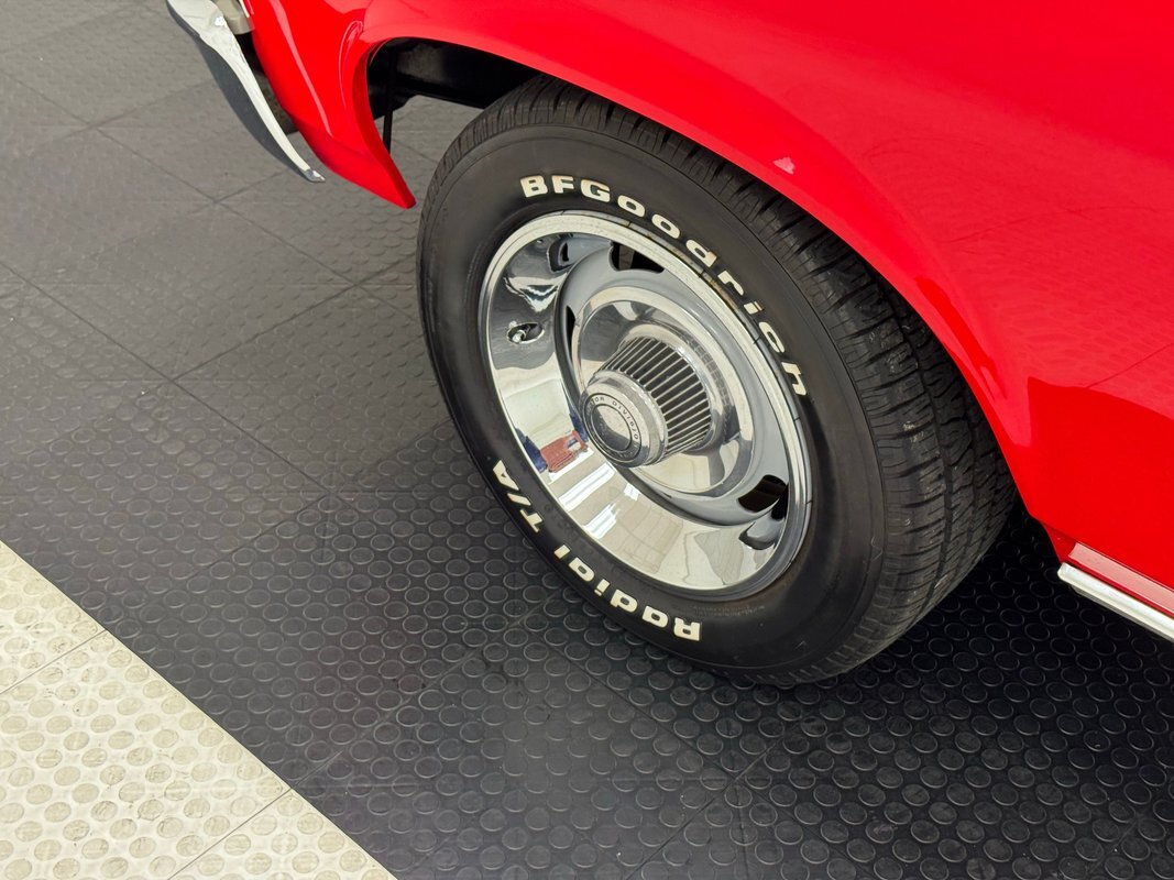 Chevrolet-Chevy-II-1968-Sedan-11