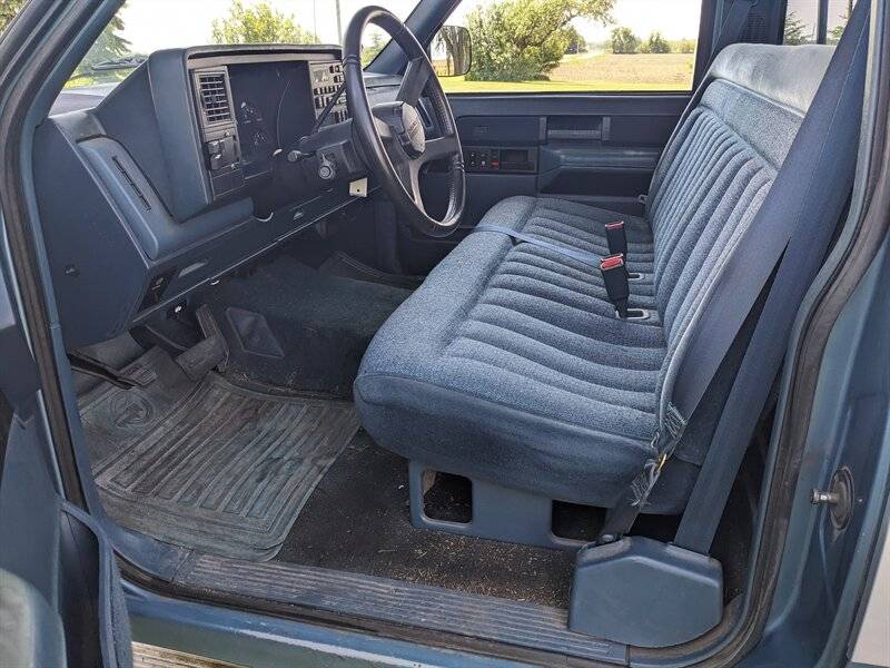 Chevrolet-Ck-2500-series-c2500-silverado-1988-blue-12