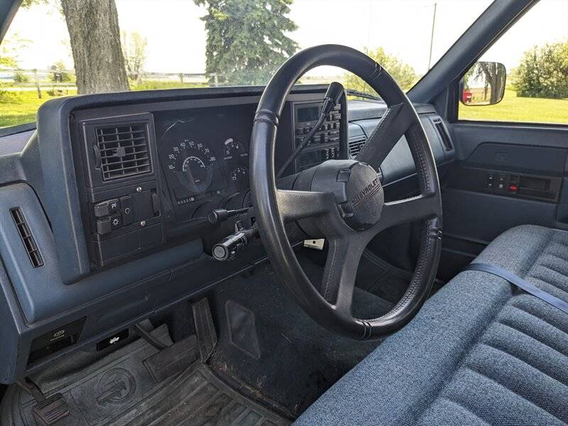 Chevrolet-Ck-2500-series-c2500-silverado-1988-blue-14