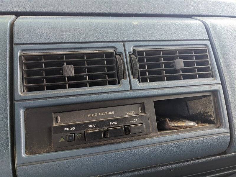 Chevrolet-Ck-2500-series-c2500-silverado-1988-blue-5