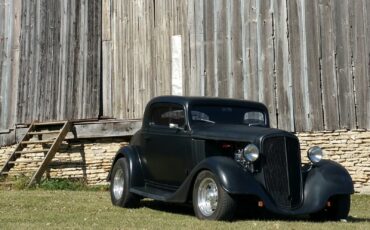 Chevrolet-Classic-1935-Coupe-1