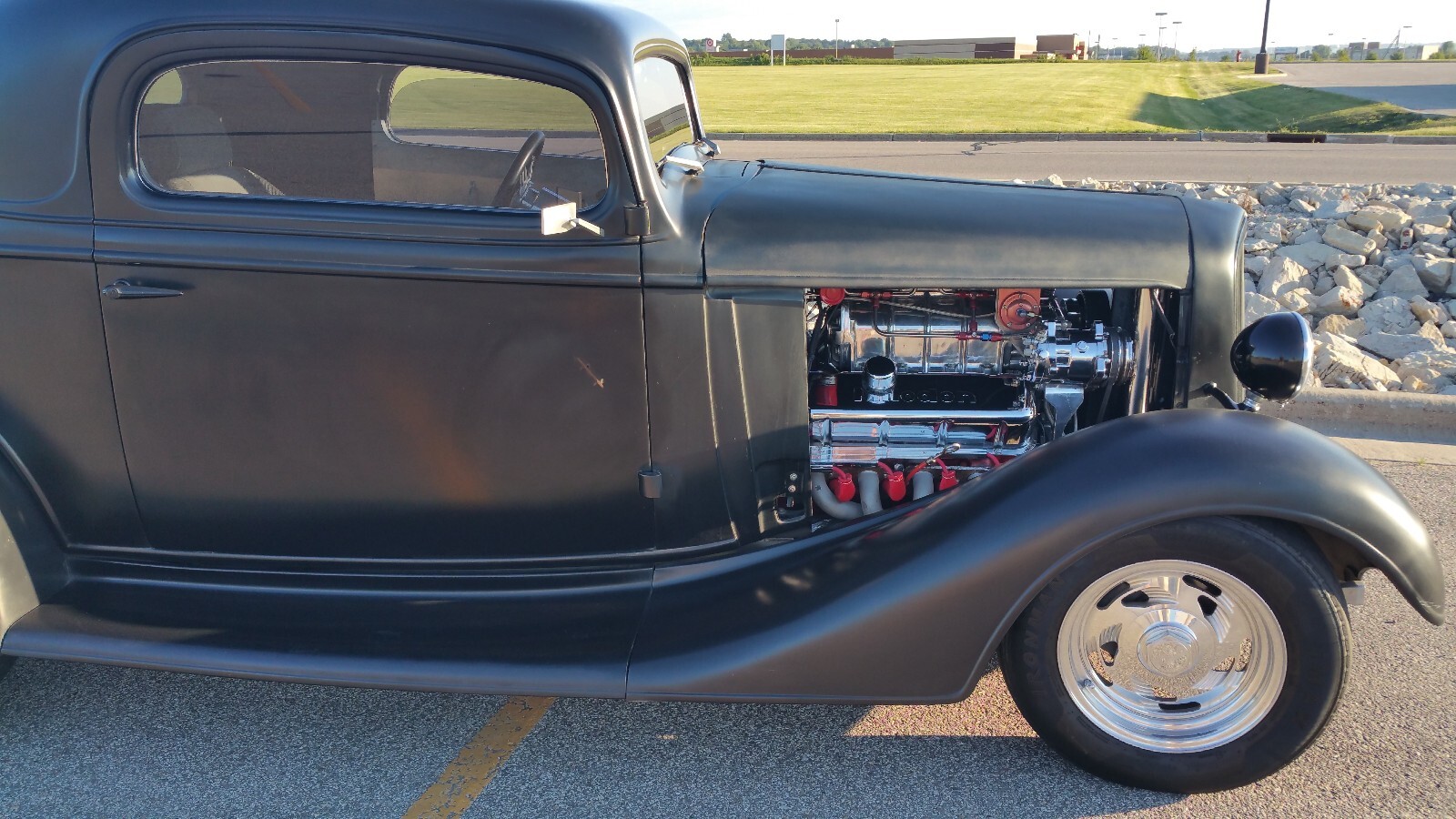 Chevrolet-Classic-1935-Coupe-3
