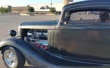 Chevrolet-Classic-1935-Coupe-4