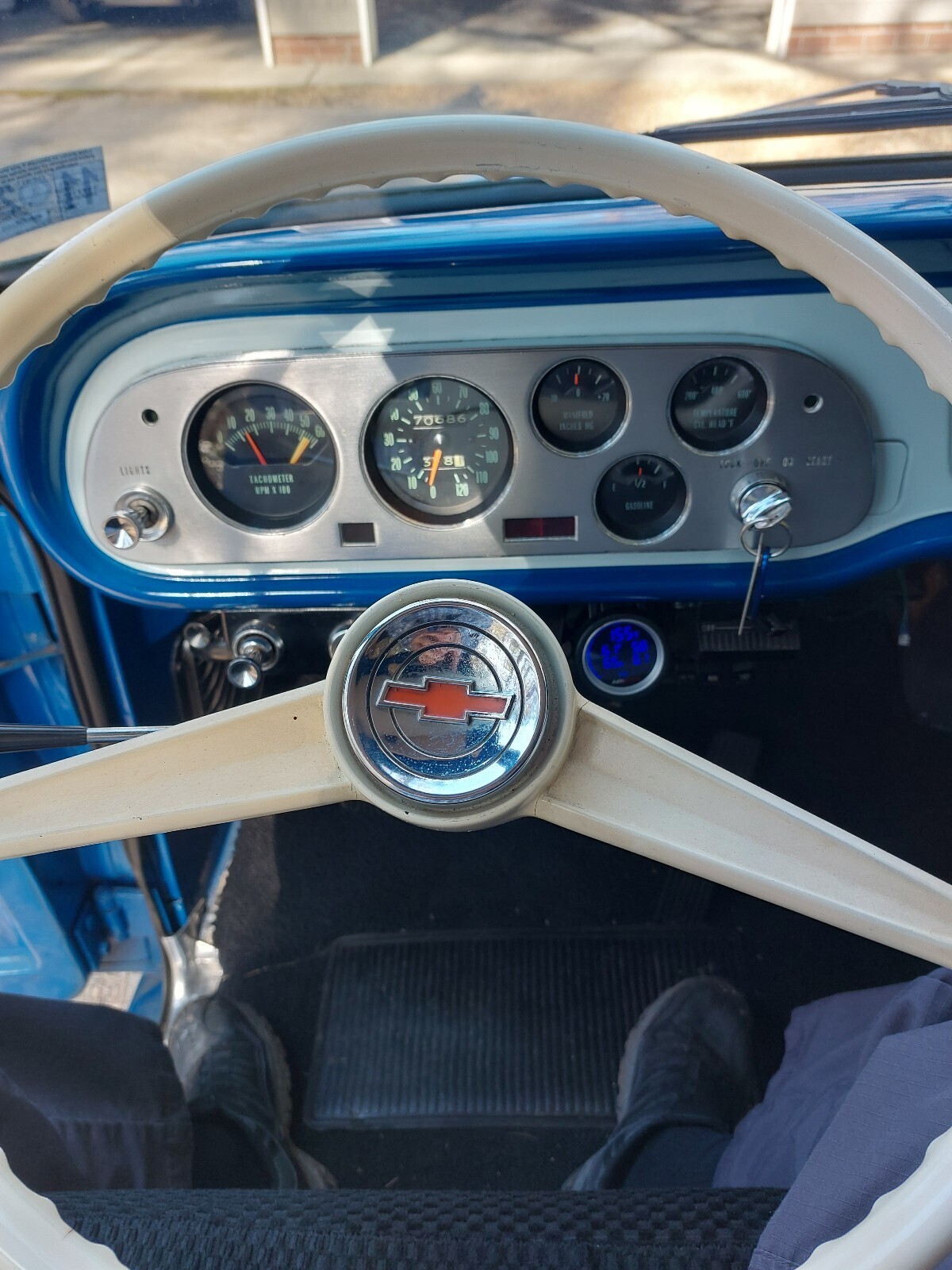Chevrolet-Corvair-1963-14