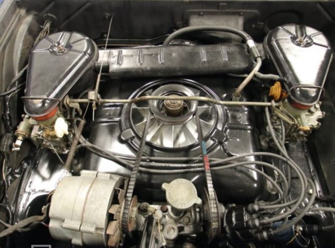 Chevrolet-Corvair-1963-18