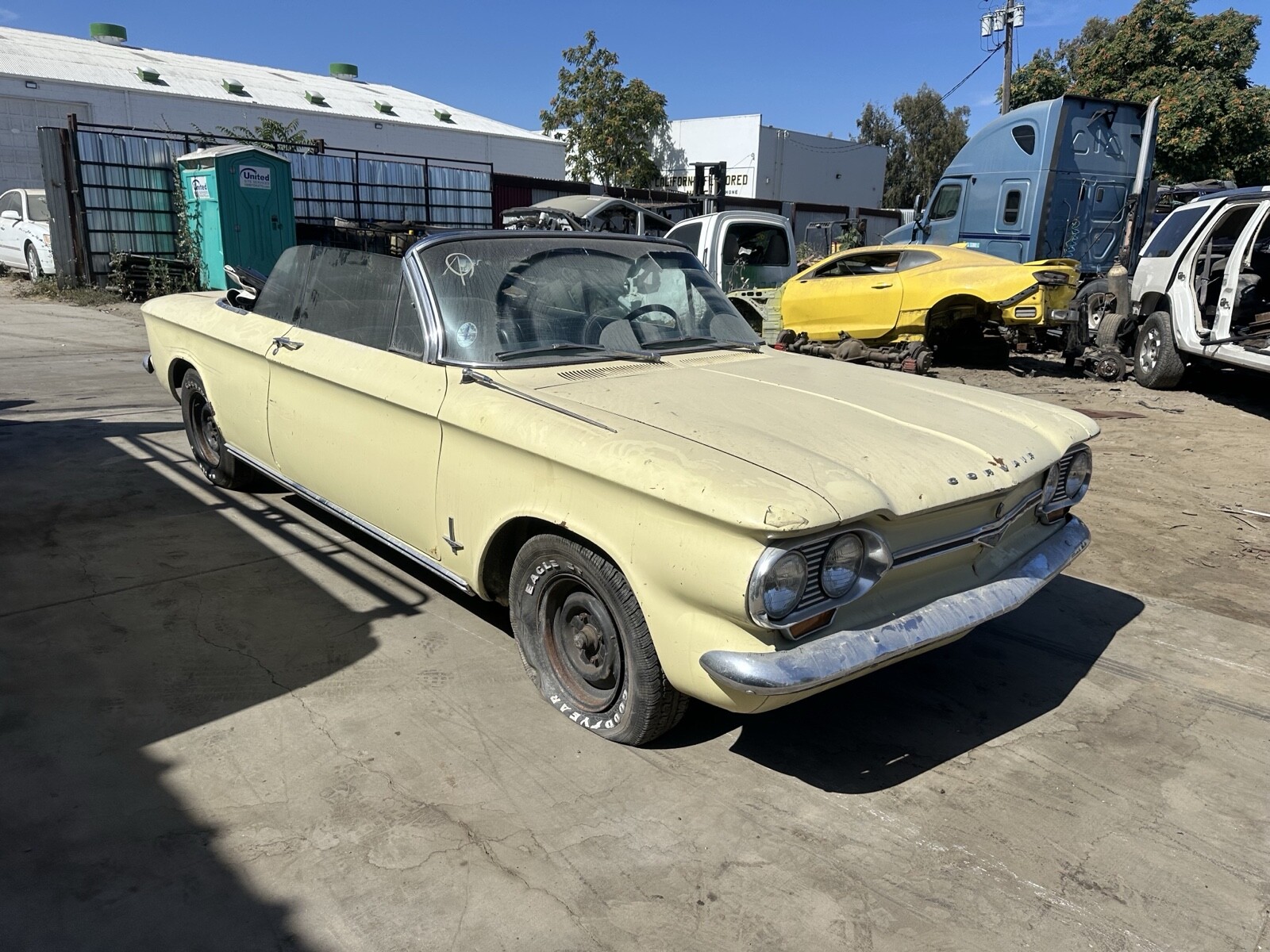 Chevrolet-Corvair-1964-1