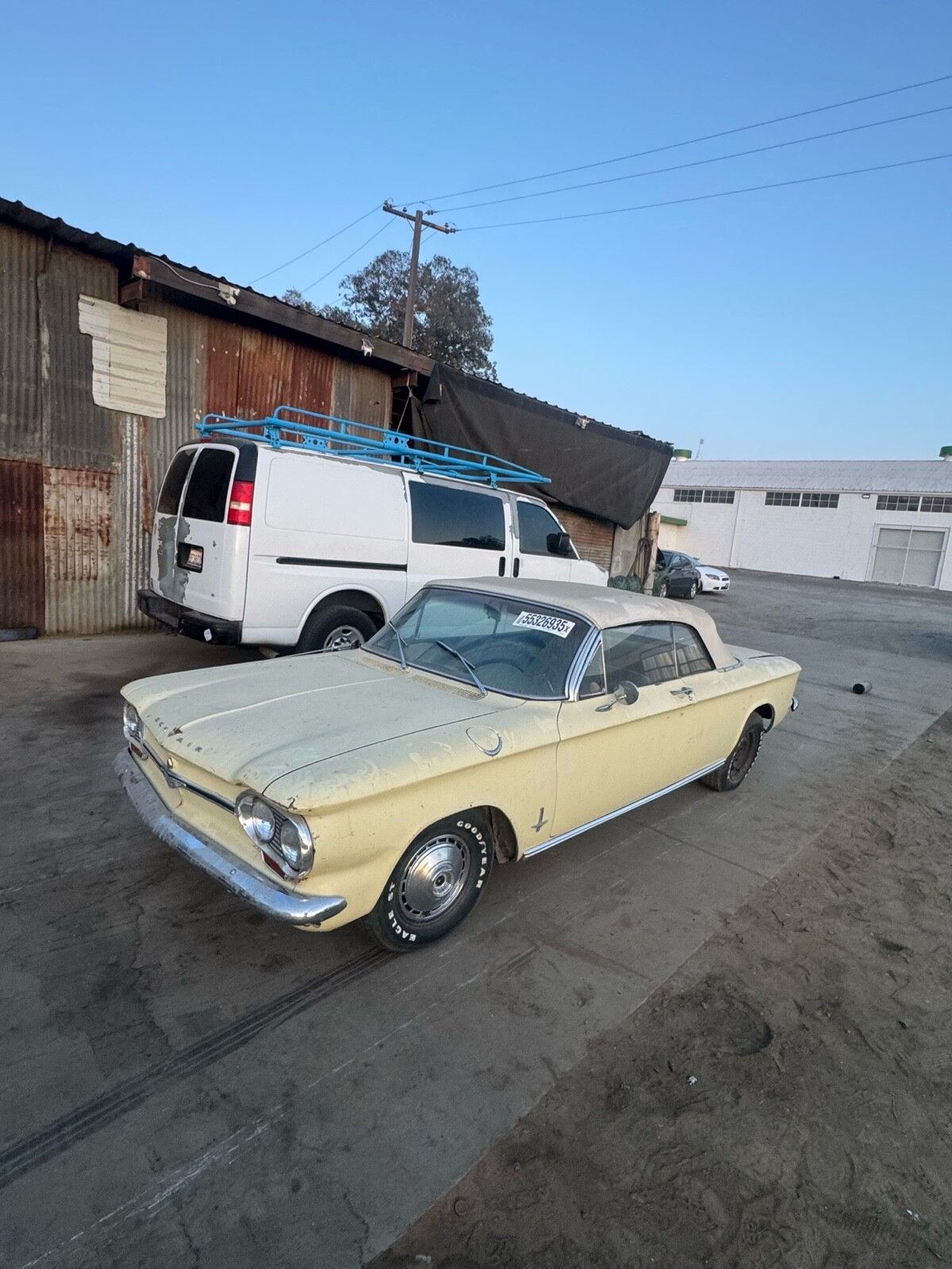 Chevrolet-Corvair-1964-17