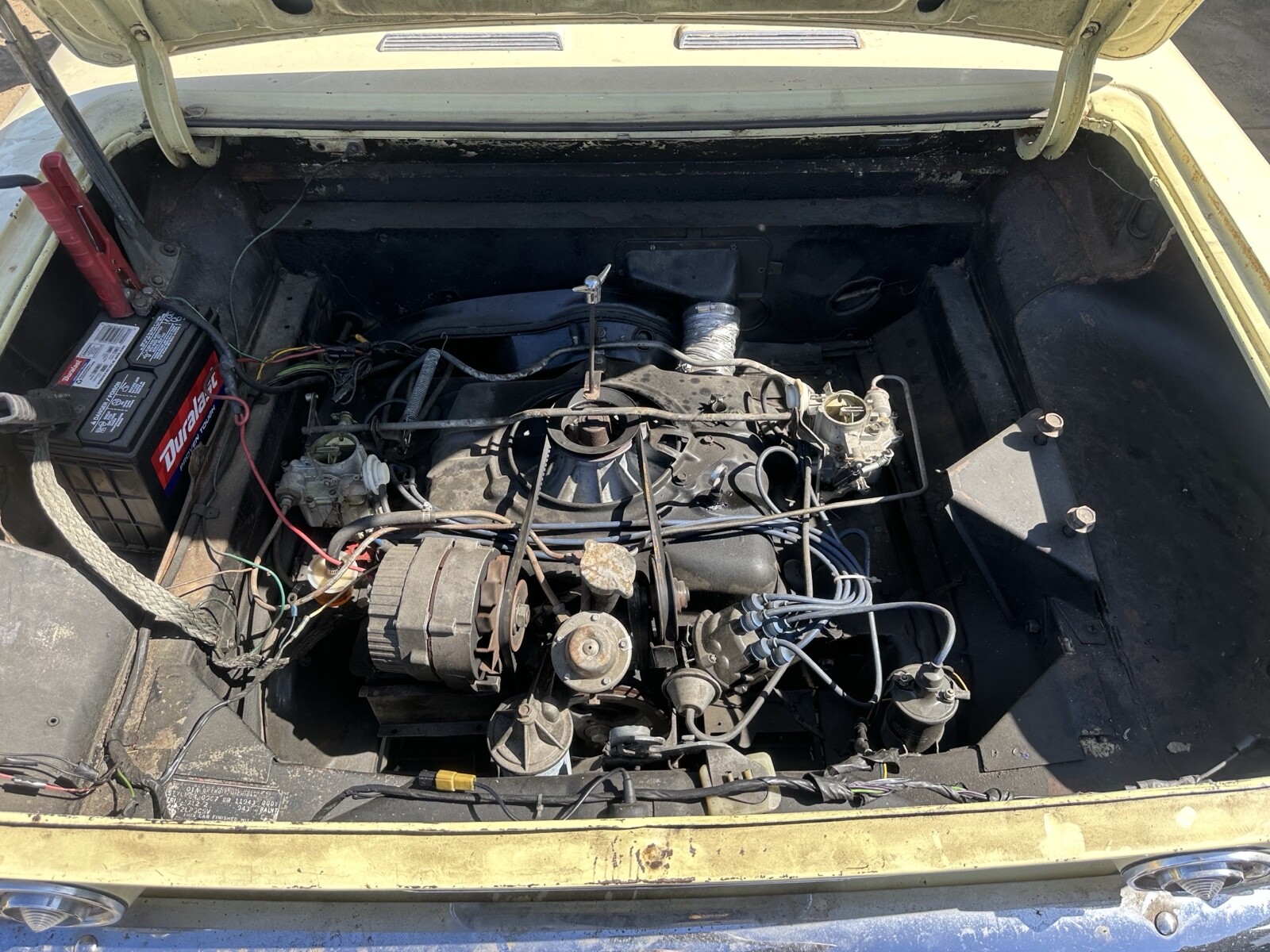 Chevrolet-Corvair-1964-29