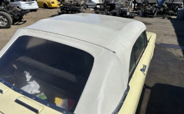 Chevrolet-Corvair-1964-3