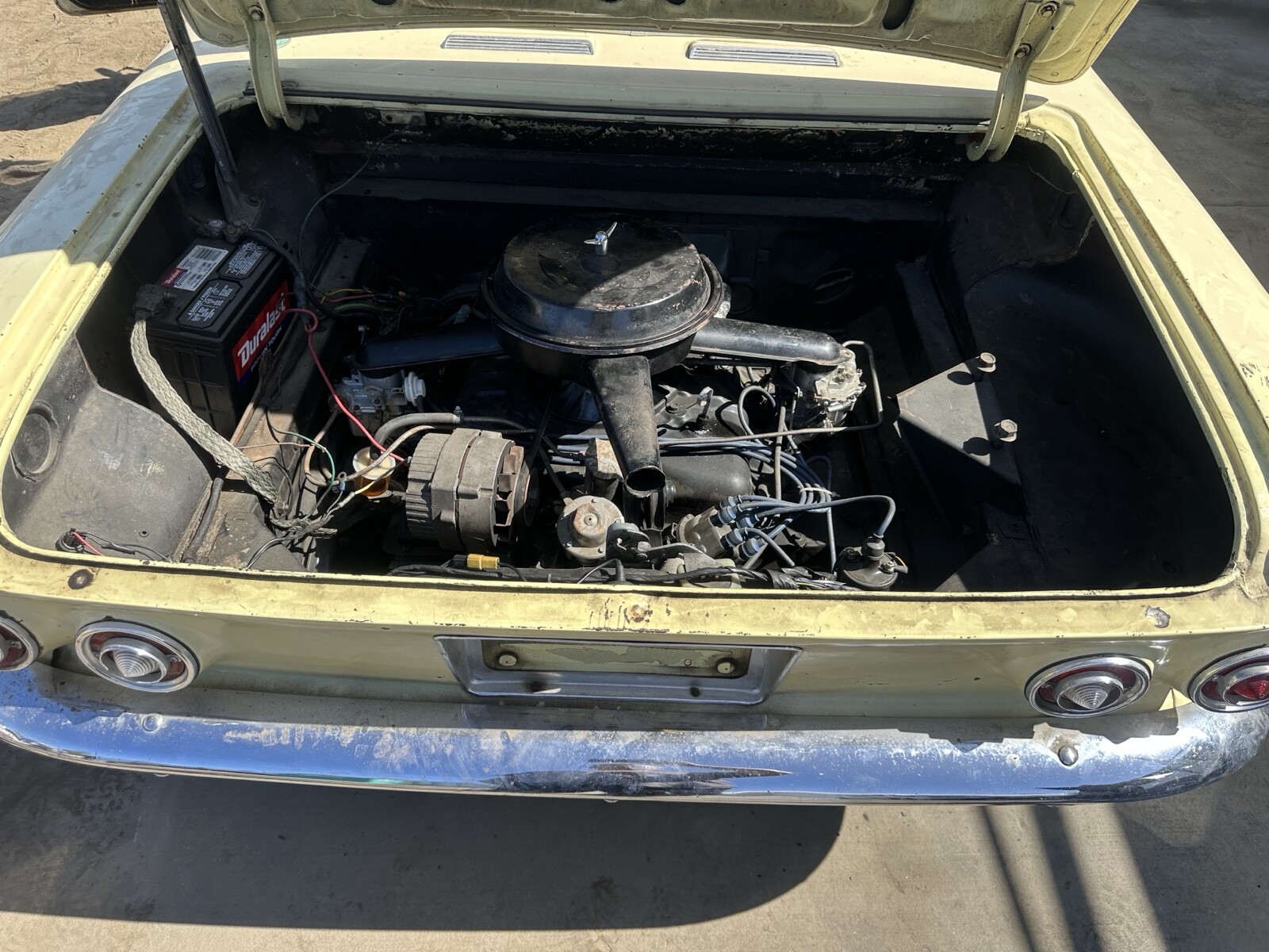 Chevrolet-Corvair-1964-30
