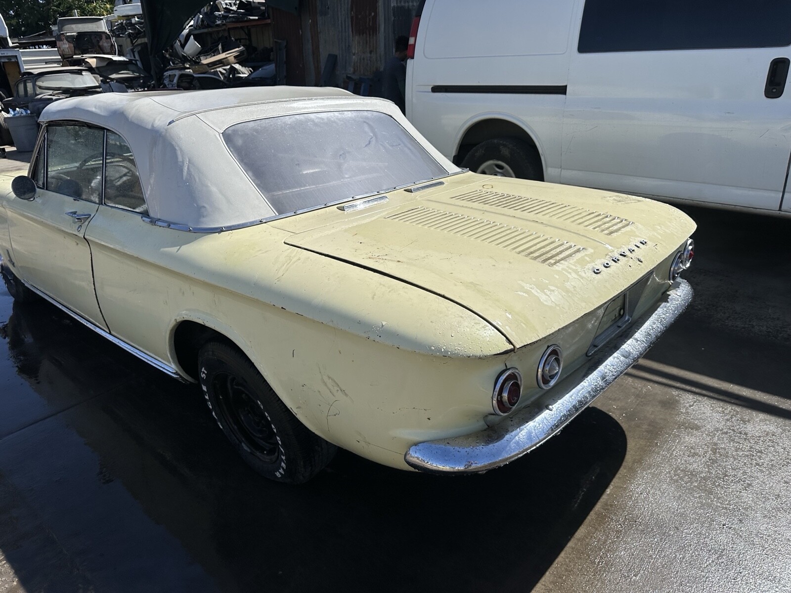 Chevrolet-Corvair-1964-6