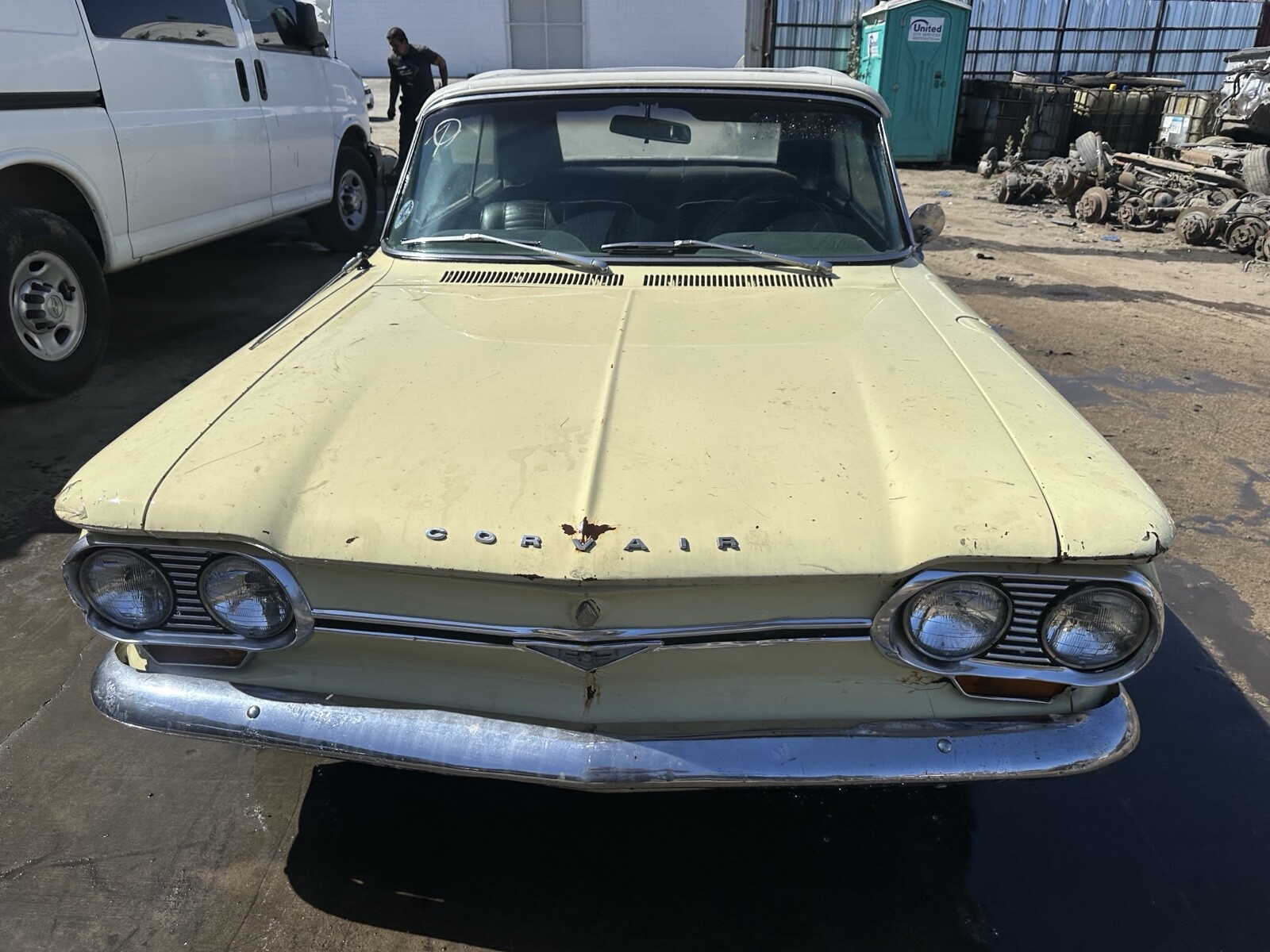 Chevrolet-Corvair-1964-9