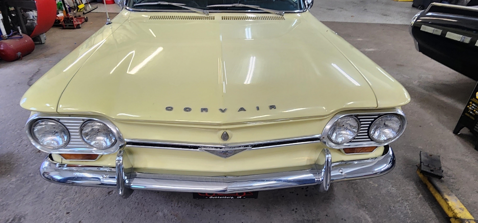 Chevrolet-Corvair-1964-coupe-10