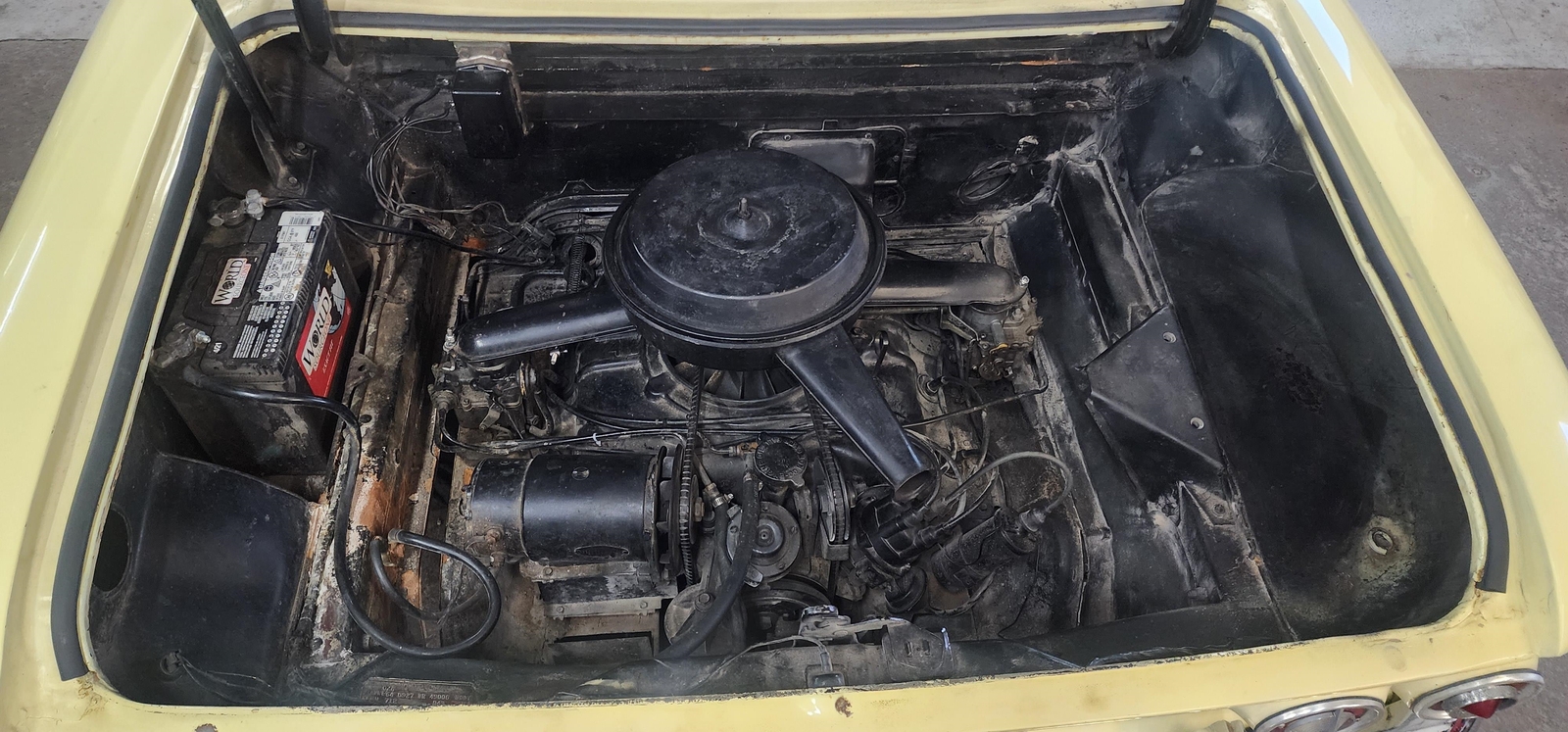 Chevrolet-Corvair-1964-coupe-23