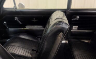 Chevrolet-Corvair-1964-coupe-30