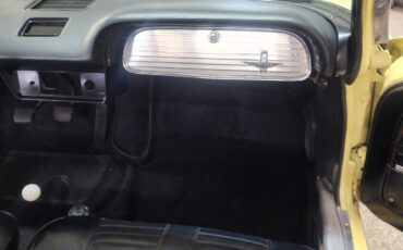 Chevrolet-Corvair-1964-coupe-33