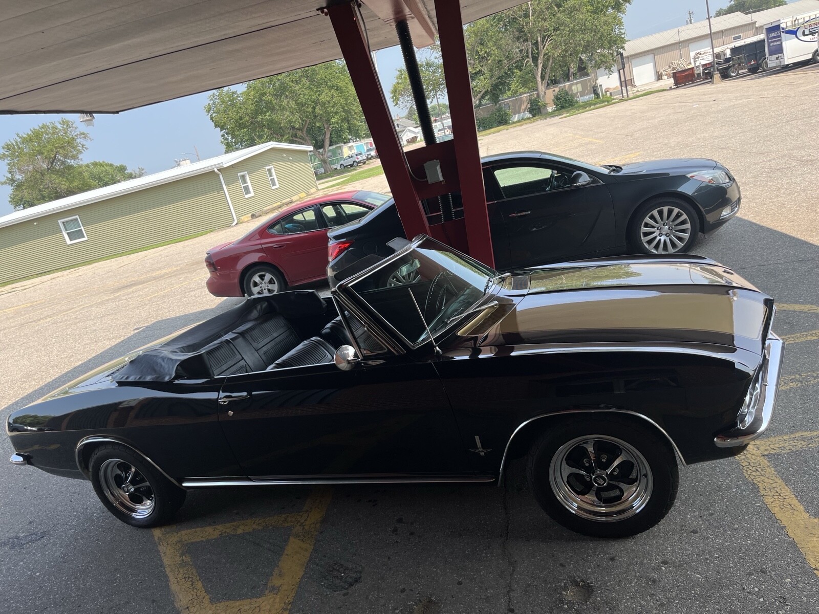 Chevrolet-Corvair-1965-13