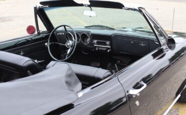 Chevrolet-Corvair-1965-16
