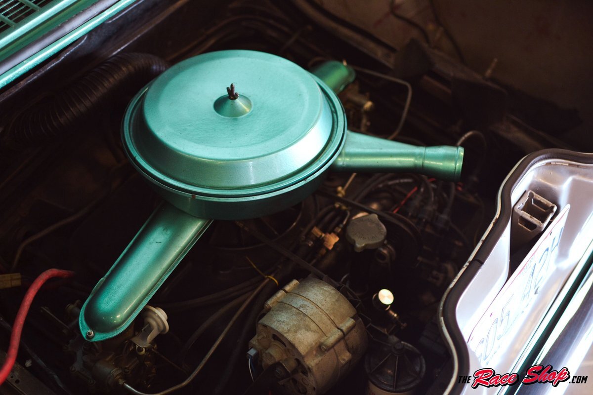 Chevrolet-Corvair-1965-Convertible-26