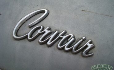Chevrolet-Corvair-1965-Coupe-13