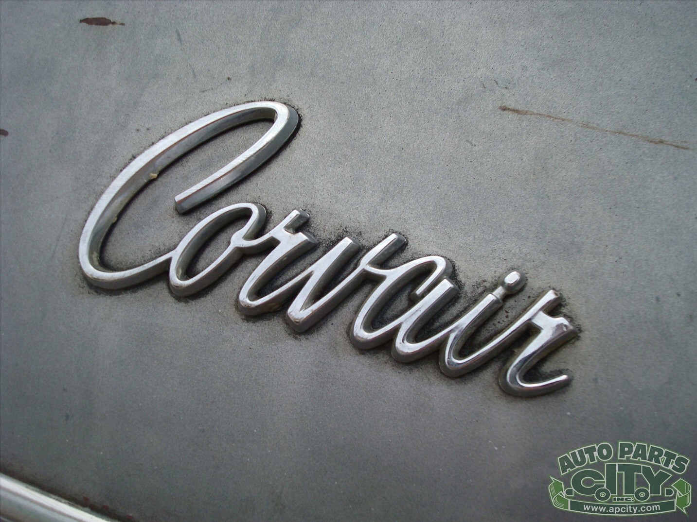 Chevrolet-Corvair-1965-Coupe-13