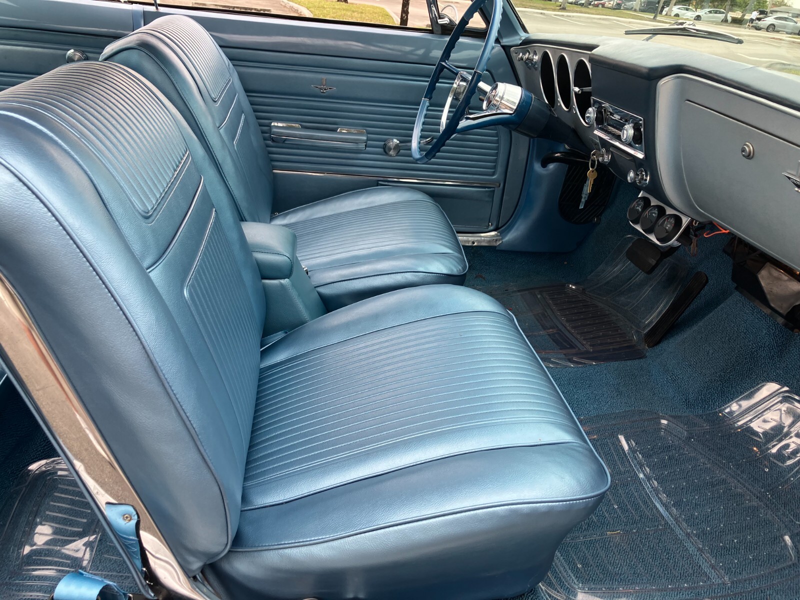 Chevrolet-Corvair-1965-Coupe-21