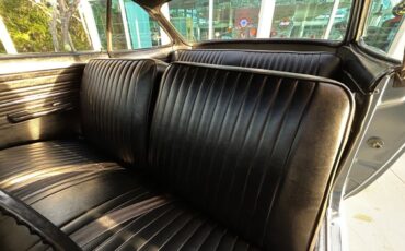 Chevrolet-Corvair-1967-Wagon-12