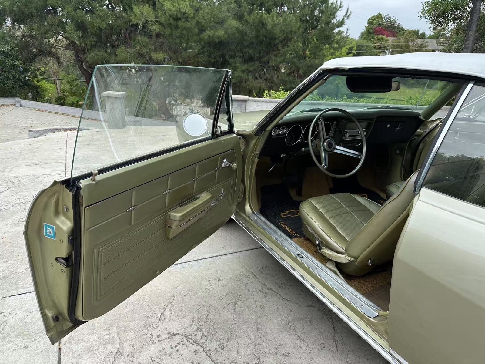 Chevrolet-Corvair-1968-2