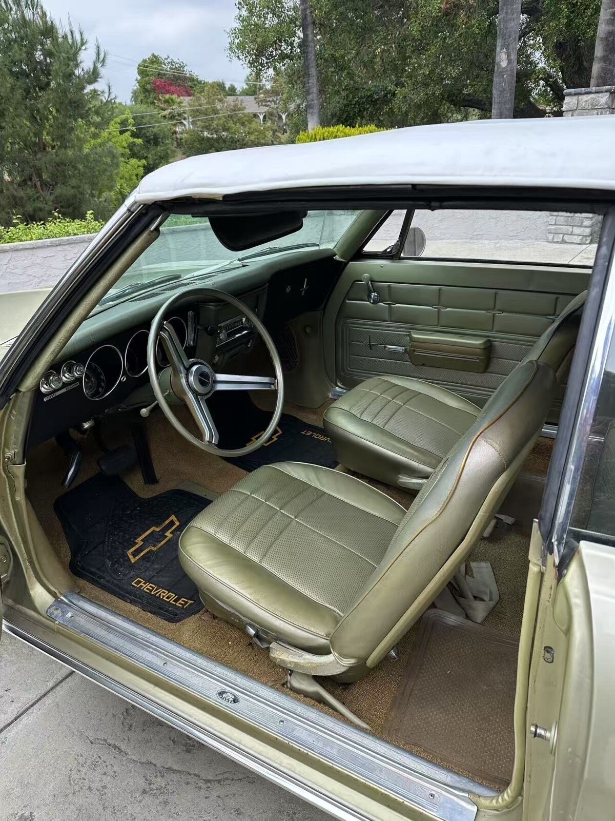 Chevrolet-Corvair-1968-3