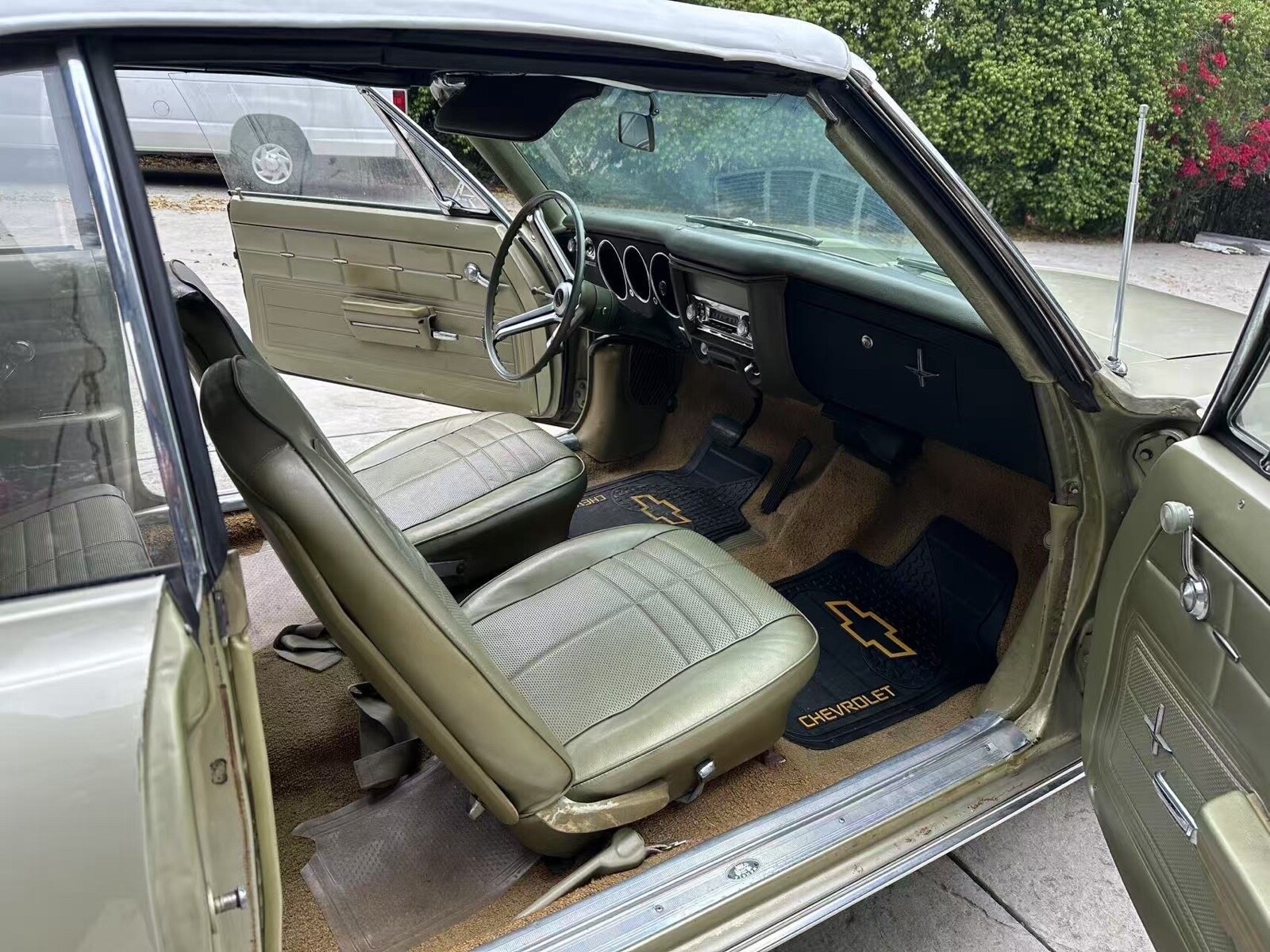 Chevrolet-Corvair-1968-8