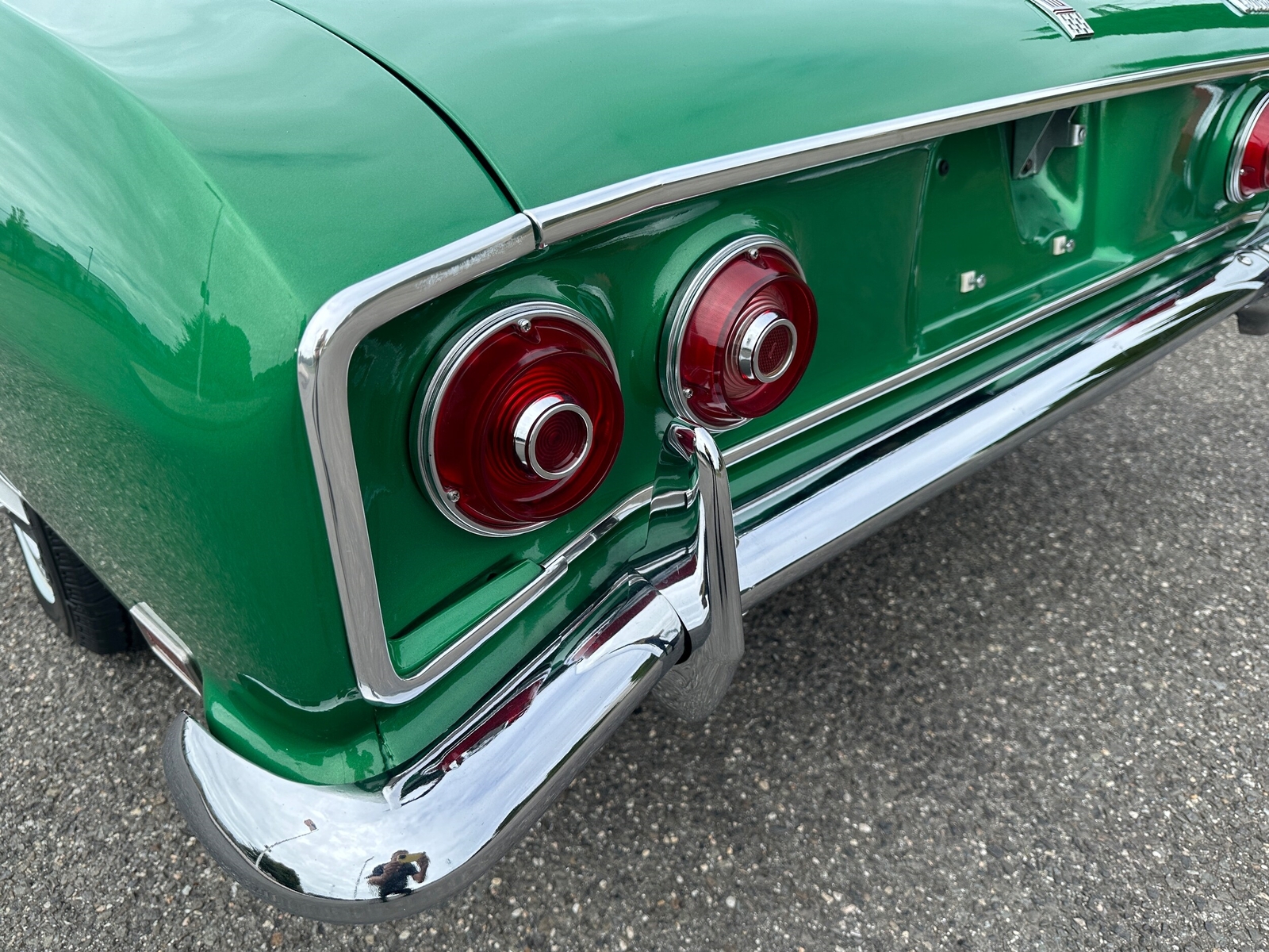 Chevrolet-Corvair-1969-Convertible-10