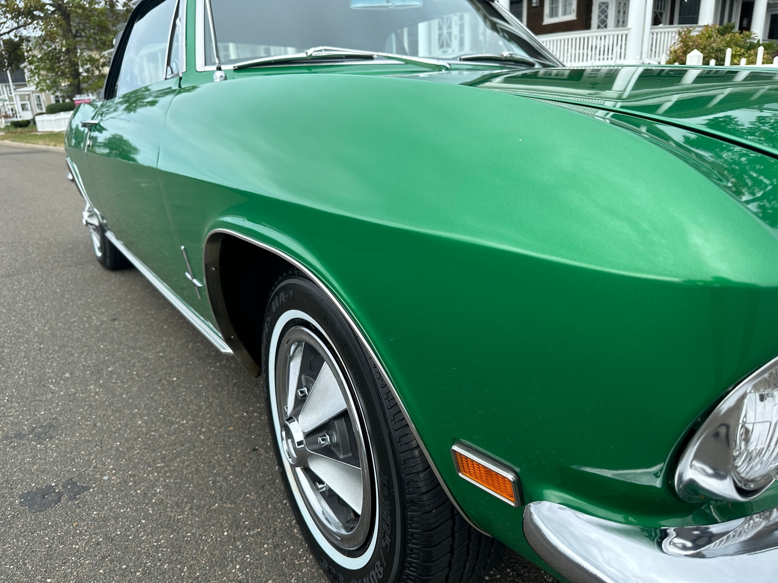 Chevrolet-Corvair-1969-Convertible-13