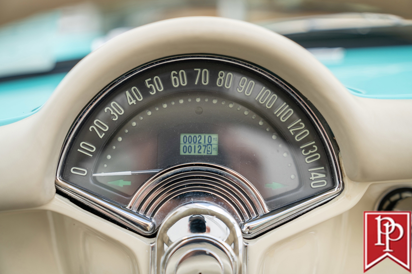 Chevrolet-Corvette-1957-Convertible-10