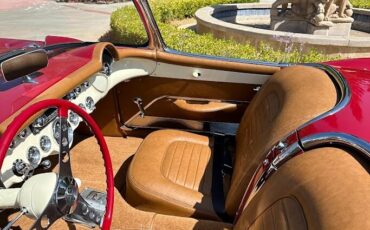 Chevrolet-Corvette-1957-Convertible-11