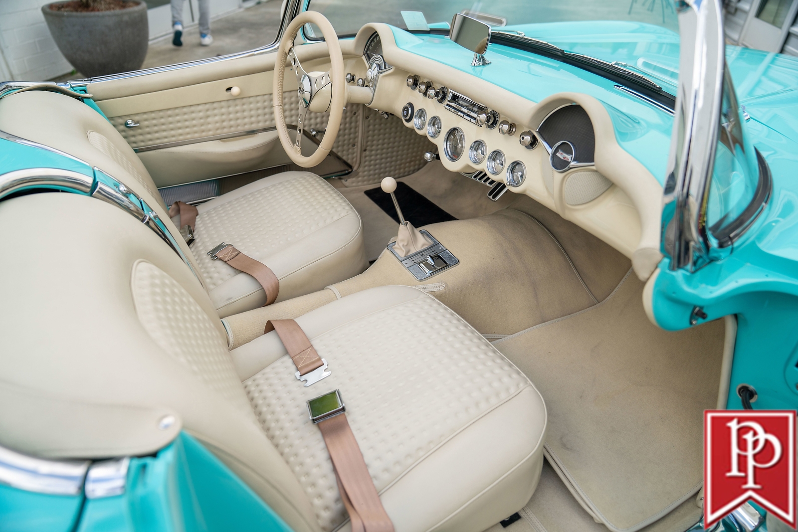 Chevrolet-Corvette-1957-Convertible-19
