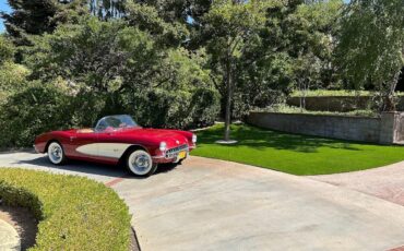 Chevrolet-Corvette-1957-Convertible-6