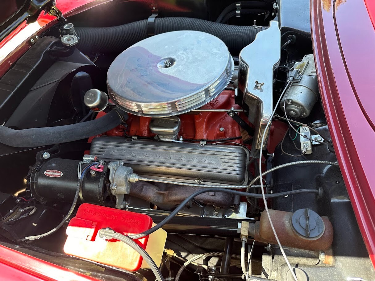 Chevrolet-Corvette-1957-Convertible-9