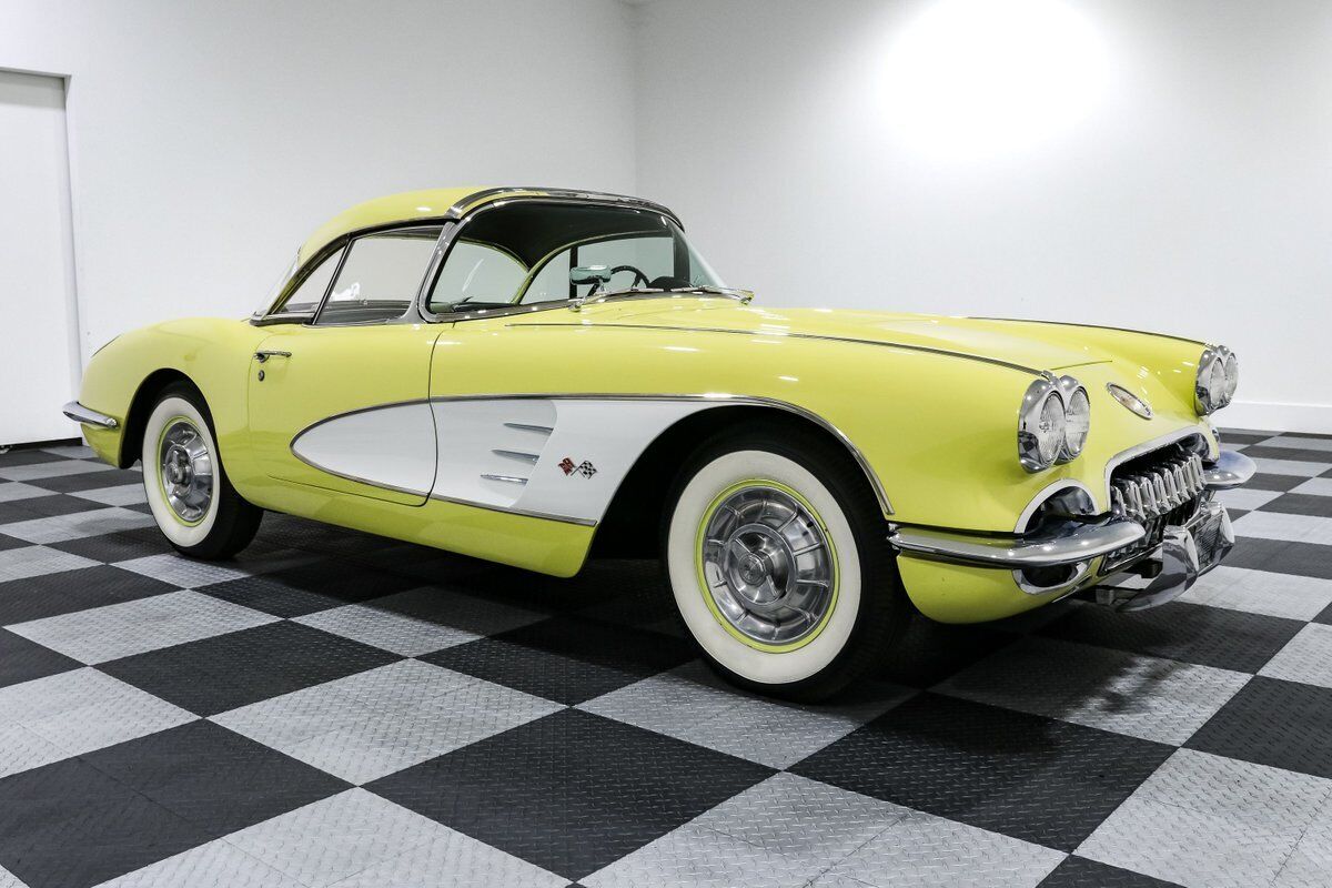 Chevrolet-Corvette-1958-Convertible-1