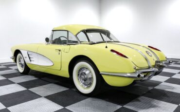 Chevrolet-Corvette-1958-Convertible-10