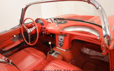 Chevrolet-Corvette-1958-Convertible-10