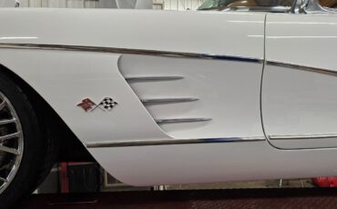 Chevrolet-Corvette-1958-Convertible-13