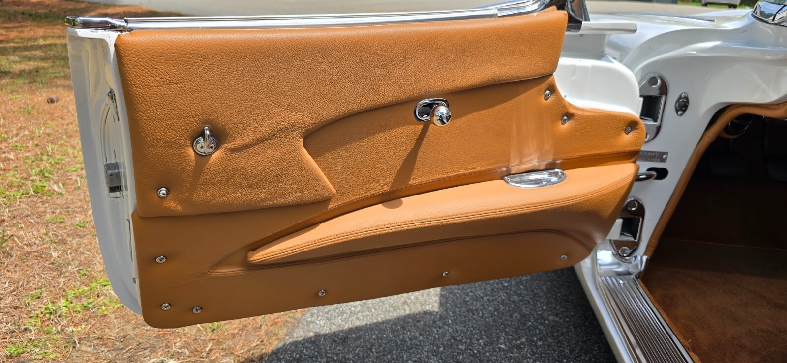 Chevrolet-Corvette-1958-Convertible-17