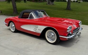Chevrolet-Corvette-1958-Convertible-17