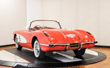 Chevrolet-Corvette-1958-Convertible-4